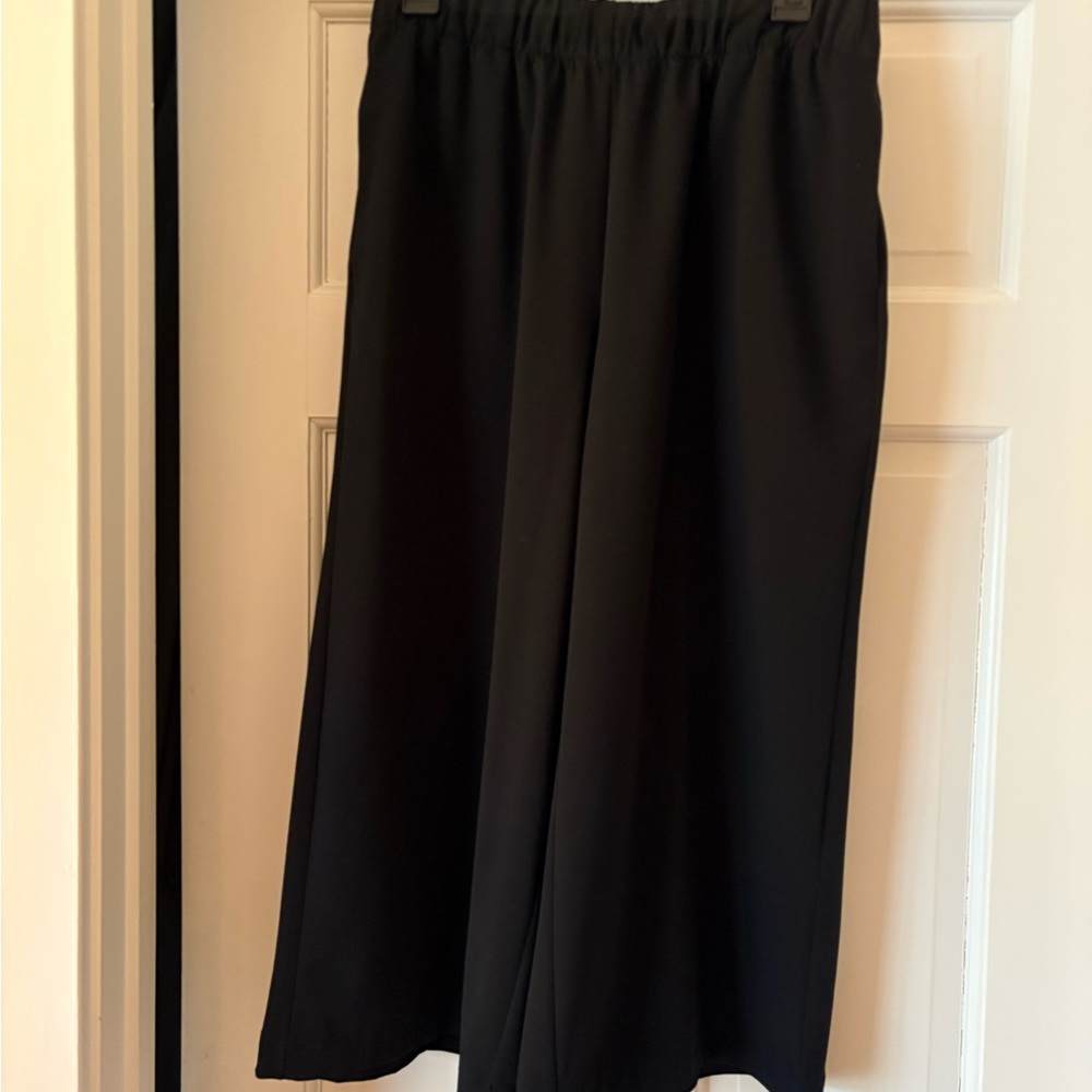 PLANET Black wide leg cropped pants